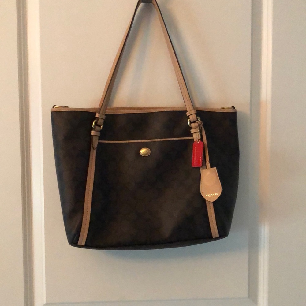 Large authentic  coach purse dark brown with beige trim